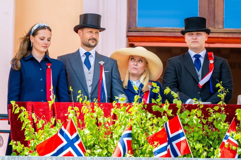 Popularitatea familiei regale din Norvegia, cutremurată de seria de scandaluri. „Nu a fost niciodată atât de scăzută”