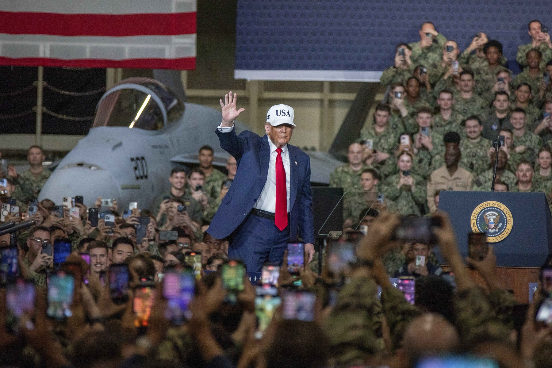 Trump îndeamnă statele să ia petrol din Strâmtoarea Ormuz