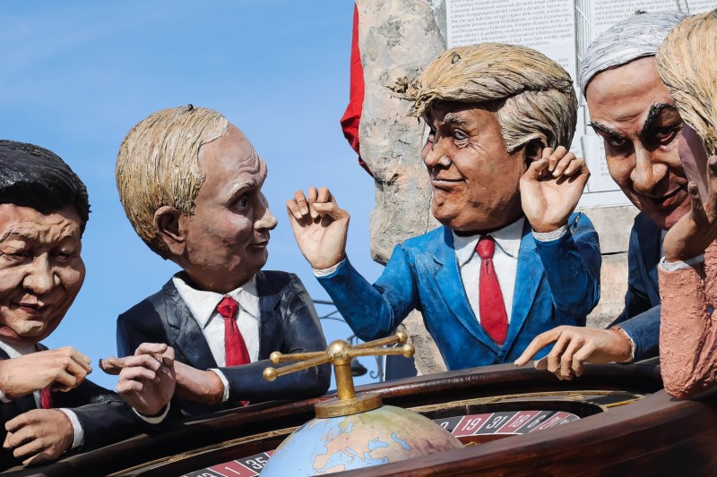 „Grosolan încălcat”. Trump respinge oferta lui Putin privind ultimul pact nuclear dintre SUA și Rusia și propune altceva