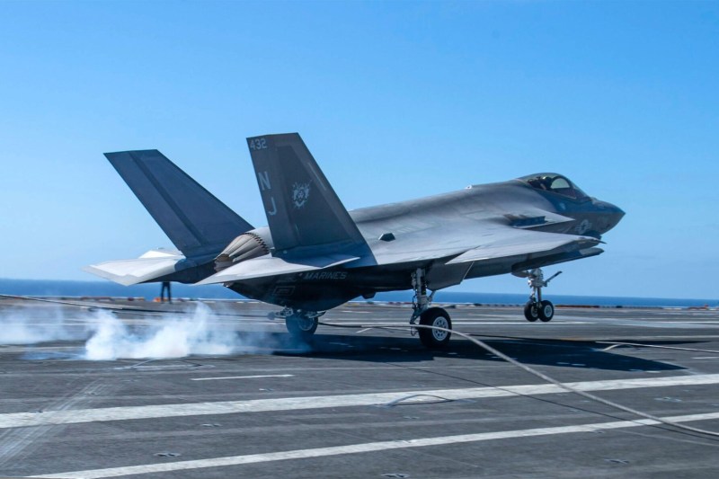 „Și-a trădat țara”. Instructor pe avioane de vânătoare F-35 din armata americană, prins că-i antrena pe piloții Chinei