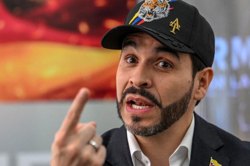 Candidatul de dreapta la prezidenţiale din Columbia promite să bombardeze traficanţii de droguri cu sprijinul SUA