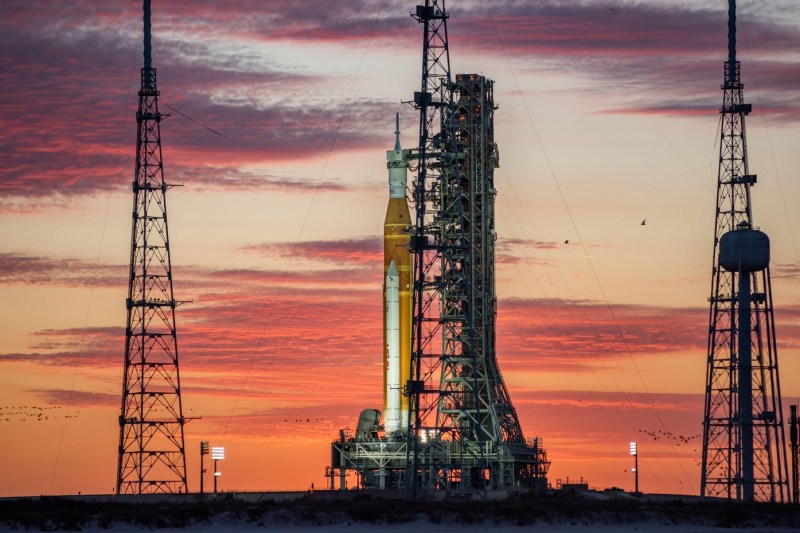 Test NASA al rachetei care va lansa misiunea către Lună cu echipaj uman. Care este etapa critică a repetiției