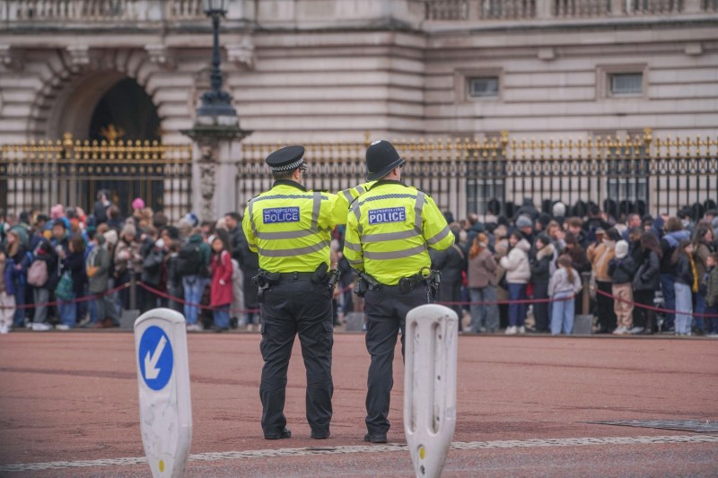 Cea mai mare forță de poliție britanică își monitorizează angajații cu ajutorul unei companii care lucrează pentru armata israeliană și ICE