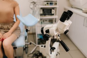 Pacientă în cabinetul de ginecologie. Foto: Shutterstock