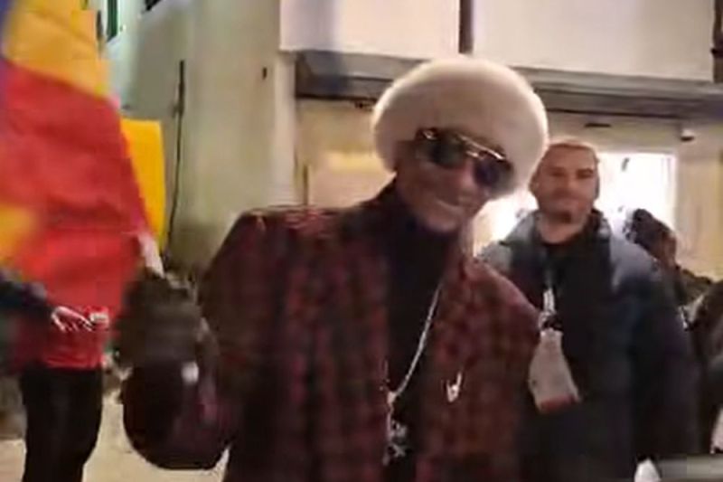 VIDEO Snoop Dogg, „tricolor” la Jocurile Olimpice din Italia. Gestul cu care rapperul a cucerit delegația României