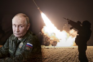 Vladimir Putin și un lansator de rachete al grupului militar rusesc din zona Zaporojie. Foto: Profimedia. Colaj: Ion Mateș / HotNews