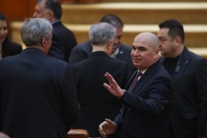 Premierul Ilie Bolojan, la ședința plenului reunit al Parlamentului s-a dezbătut bugetul de stat Foto: Inquam Photos / George Călin