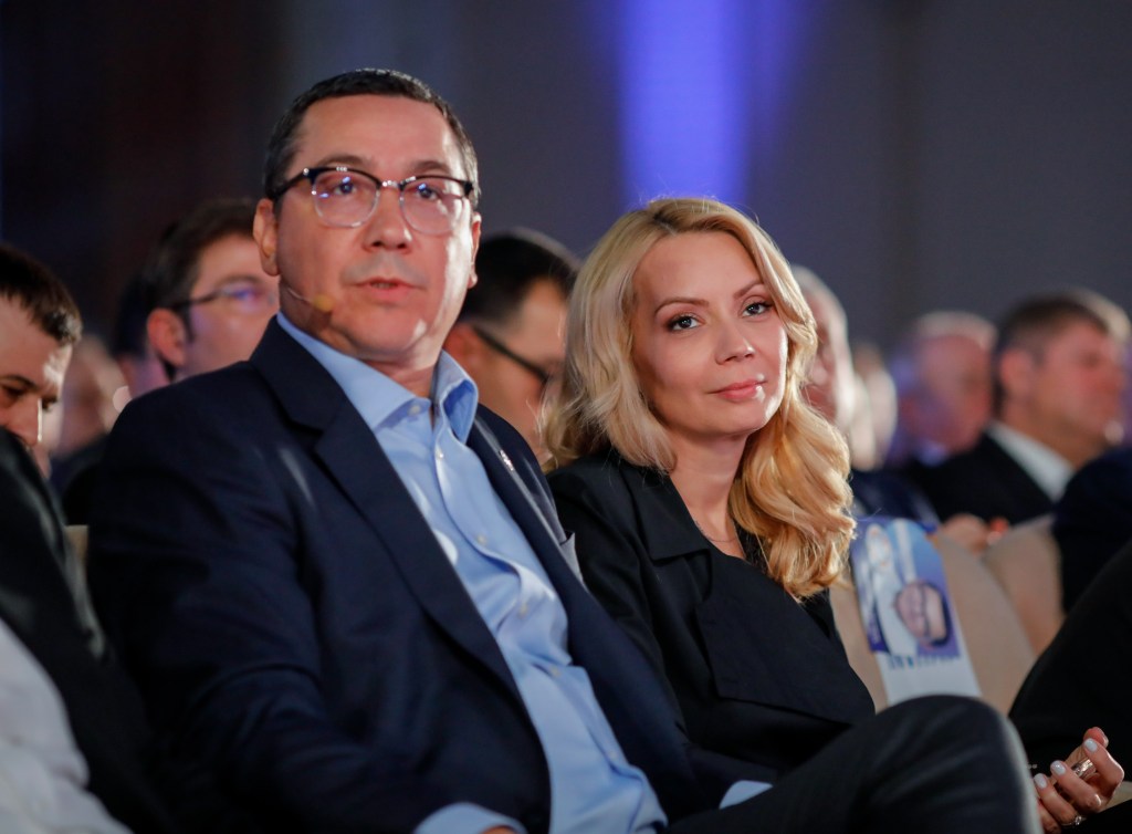 Victor Ponta și Daciana Sârbu. Foto: Inquam Photos / George Călin