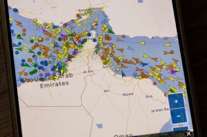 O hartă cu navele aflate în tranzit prin Strâmtoarea Ormuz, 4 martie 2026. Foto: Bernd Feil/M.i.S. / imago stock&people / Profimedia