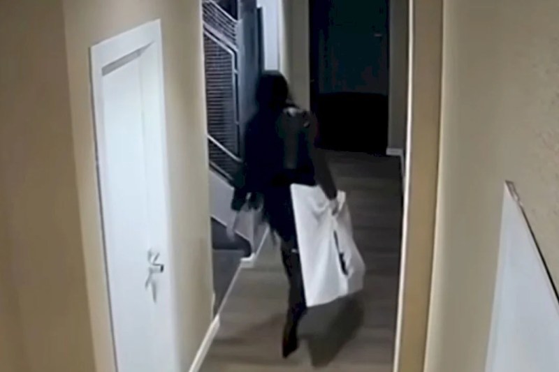 FOTO. Cu ce a plecat o turistă dintr-un apartament închiriat pe Airbnb în Piața Romană. Operațiunea cearșaful. „E a doua oară când o pățim”