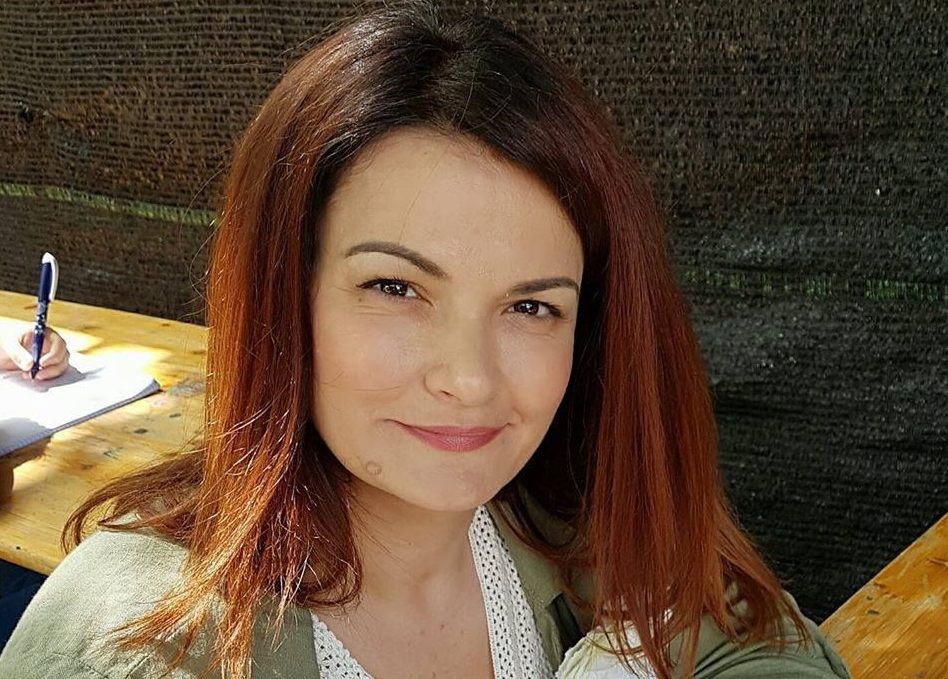 Oana Moraru: „Dragi părinți, nu vă făliți cu punctajele de la Comper! Nu acolo e cunoașterea!”