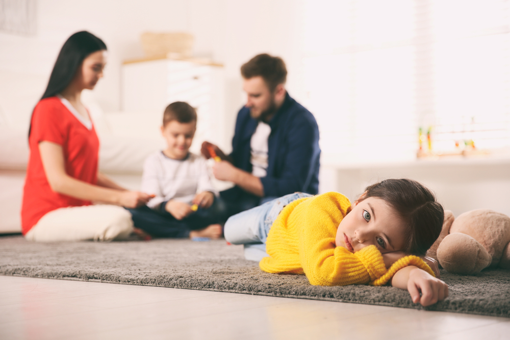 Specialiștii spun că favoritismul parental este inevitabil. Și, în lipsa unor conversații pe această temă, copiii vor duce această povară până la maturitate. FOTO: Shutterstock