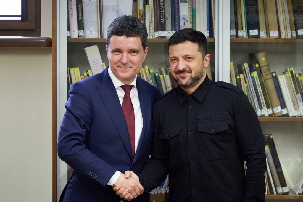 O clasă în limba română din Ucraina a fost închisă la 4 zile de la deschidere. Ministerul de Externe face verificări