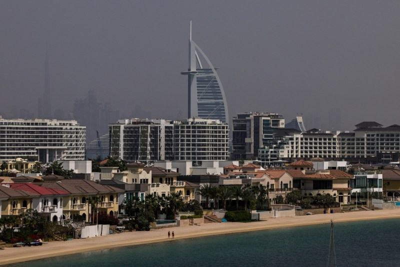 Profesoara care-i însoțește pe elevii din Vrancea blocați în Dubai: „Nu a fost o vacanță de relaxare. Este, probabil, cel mai bun loc în care poți vedea unde se îndreaptă lumea”