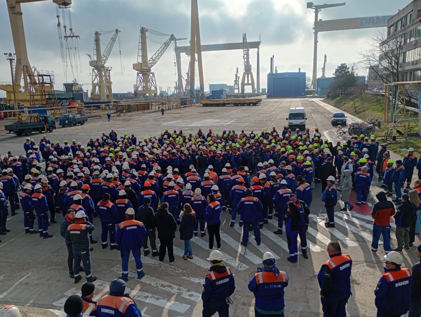 Soluția găsită de Guvern pentru ca mii de angajați de la Liberty Galați, Liberty Tubular, Romaero și Damen Mangalia să-și primească salariile restante