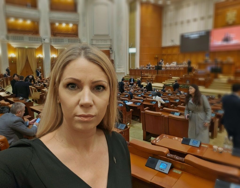 Poza pentru articolul Cine e deputata care a votat împotriva legii pentru combaterea femicidului. „Întrebarea pare simplă: ce votăm, de fapt, azi?”