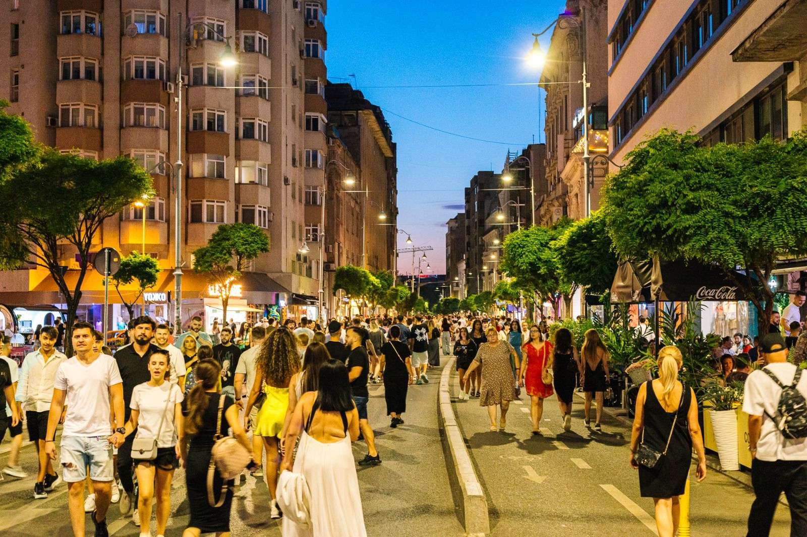 Weekend trending în București, 25-26 aprilie: maratoane, jazz în biserică, primul vermut bar din oraș, Comic Con și Mobb Deep