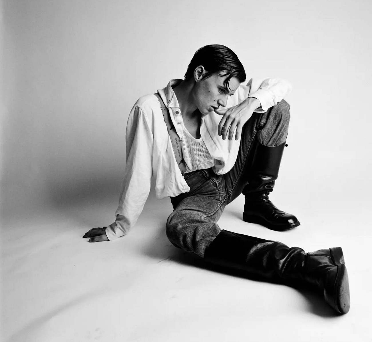 Catherine Opie chestionează intimitatea, familia, politica și structurile de putere