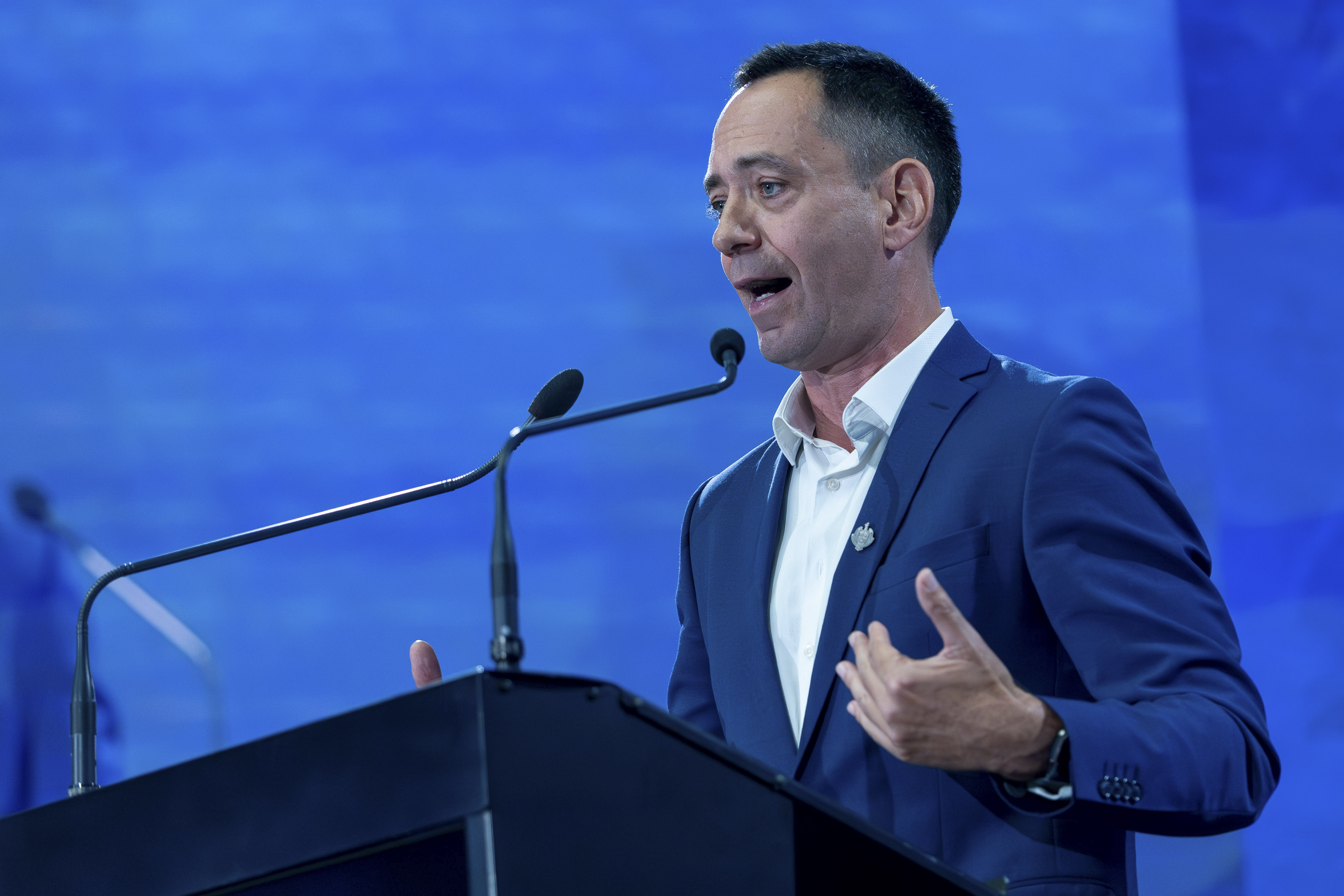 AUR și avertizează: Dacă guvernul pică, Bolojan nu mai poate fi desemnat premier