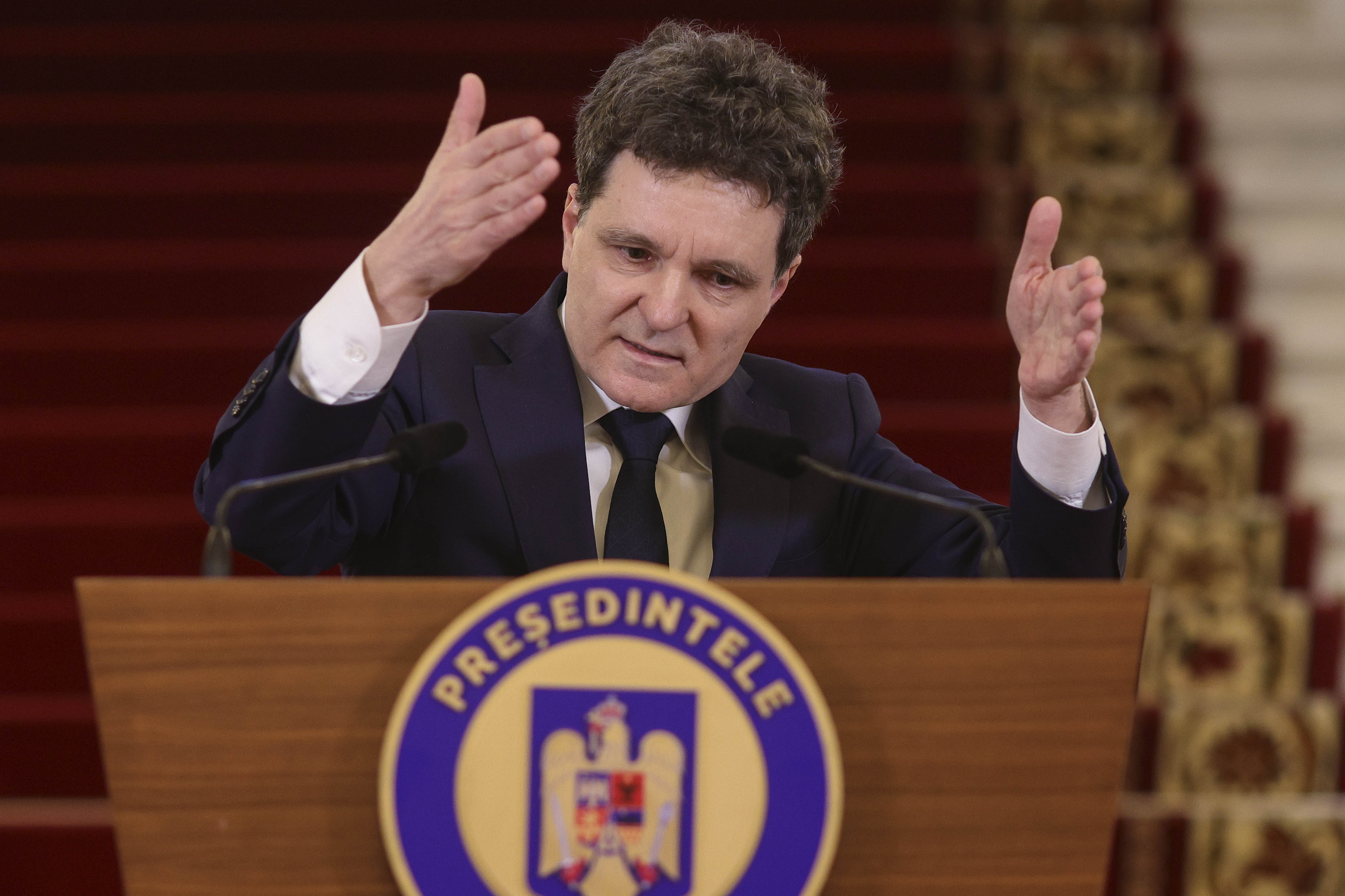 Nicușor Dan începe consultările cu partidele după ce PSD a retras sprijinul lui Bolojan. Discuții maraton la Cotroceni