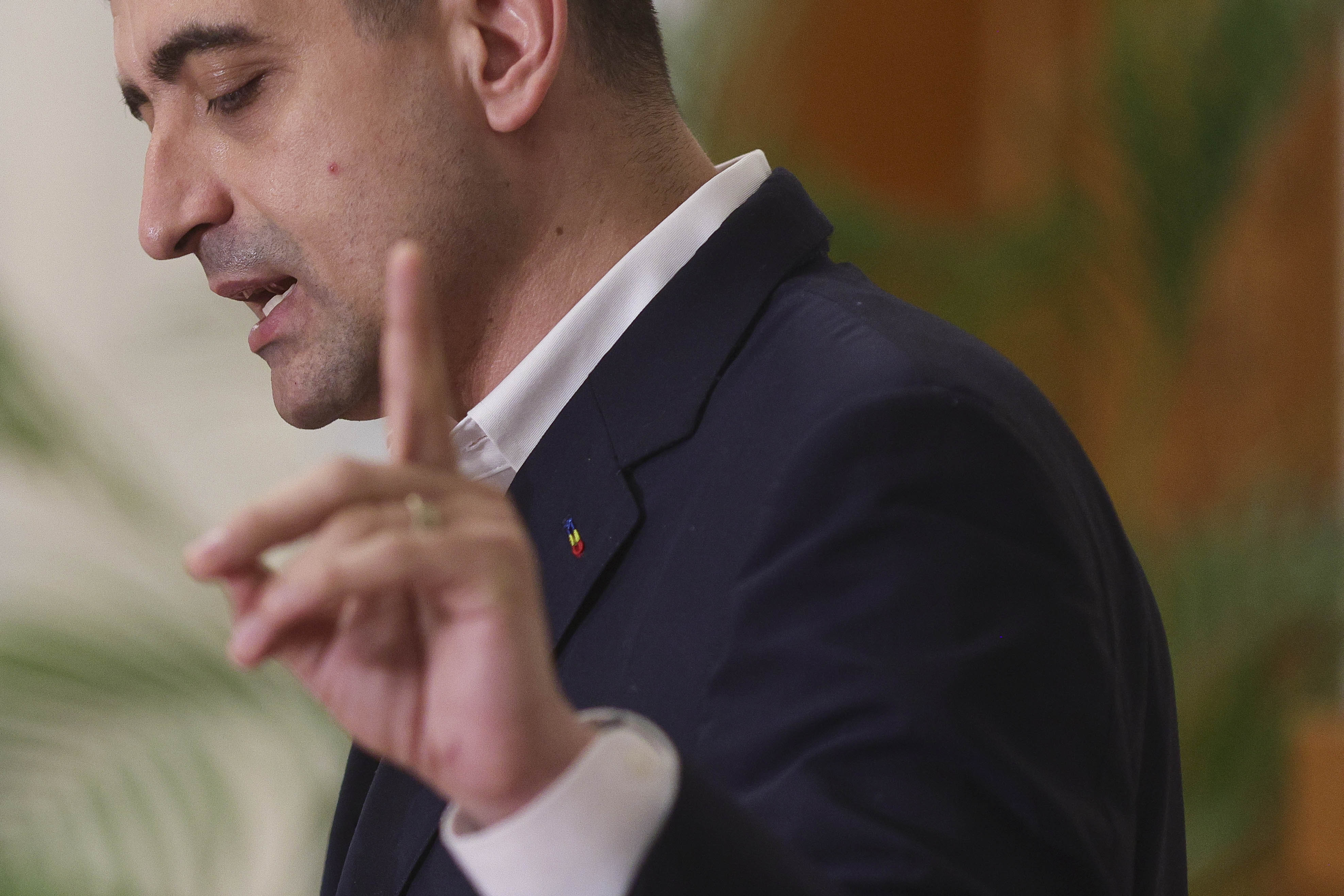 AUR sesizează Avocatul Poporului pentru ordonanța privind investiţiile în apărare: A fost semnată de un Guvern demis, e uzurpare