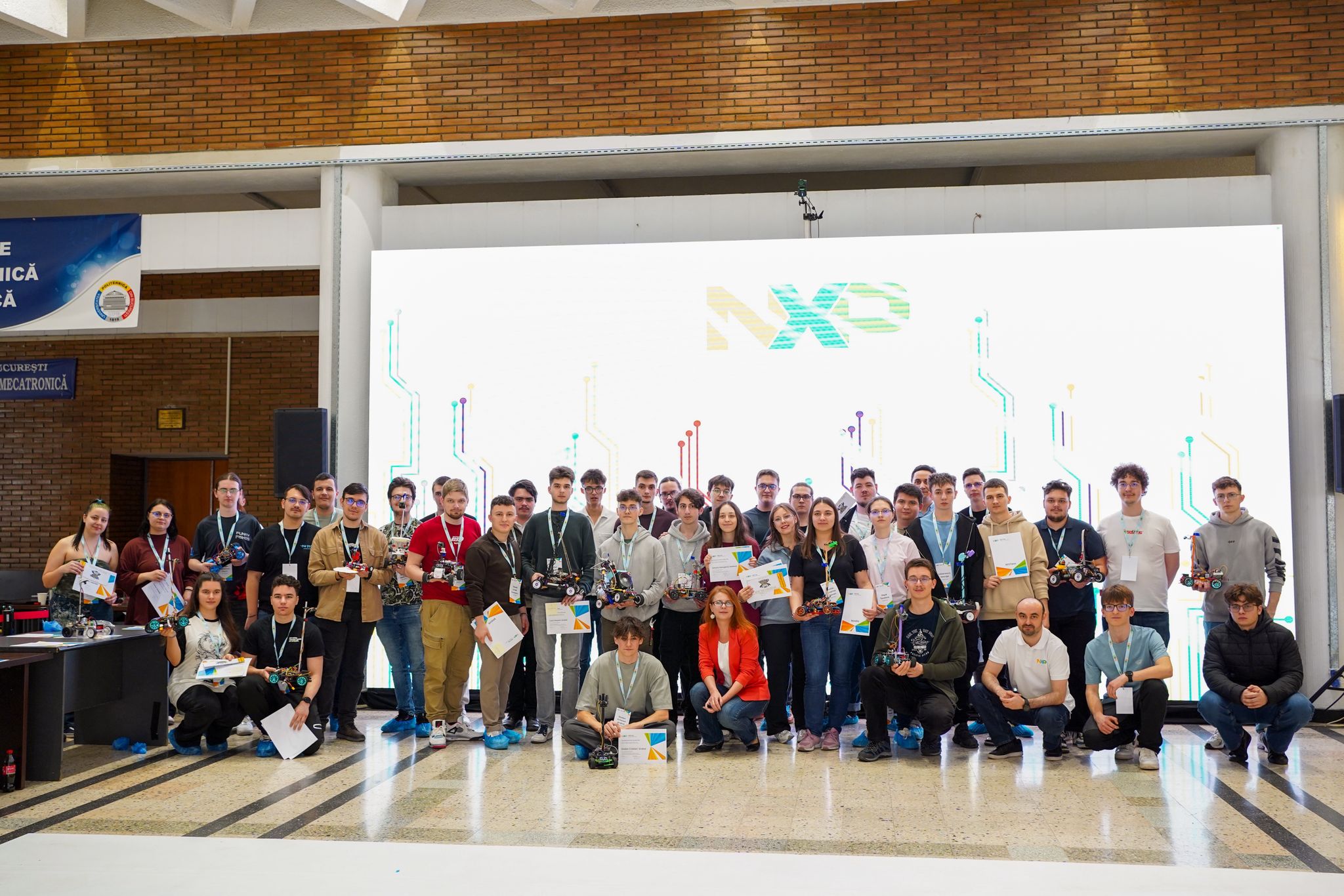 NXP Cup România 2026: Tinerii inovatori își demonstrează creativitatea în dezvoltarea vehiculelor autonome
