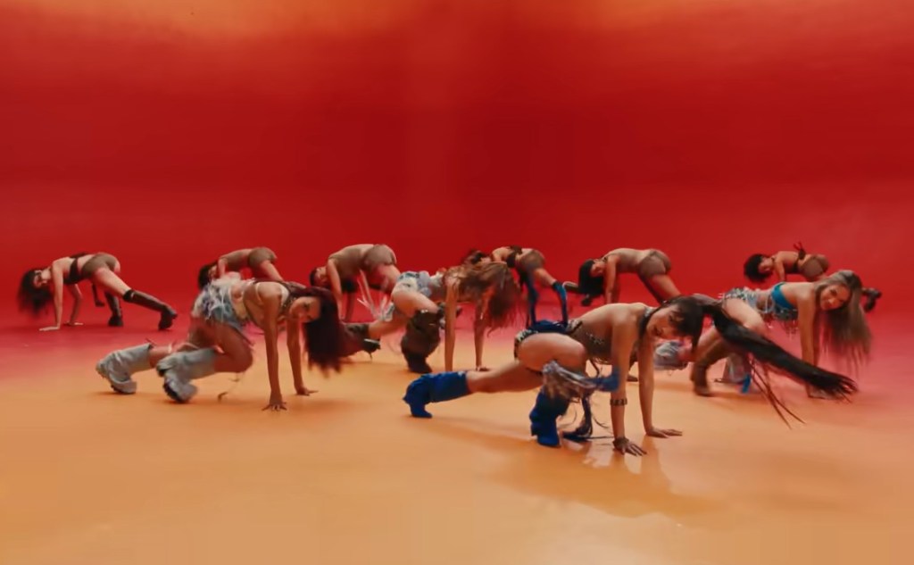 Trupa No Na în videoclipul „Work”. Foto: captură YouTube