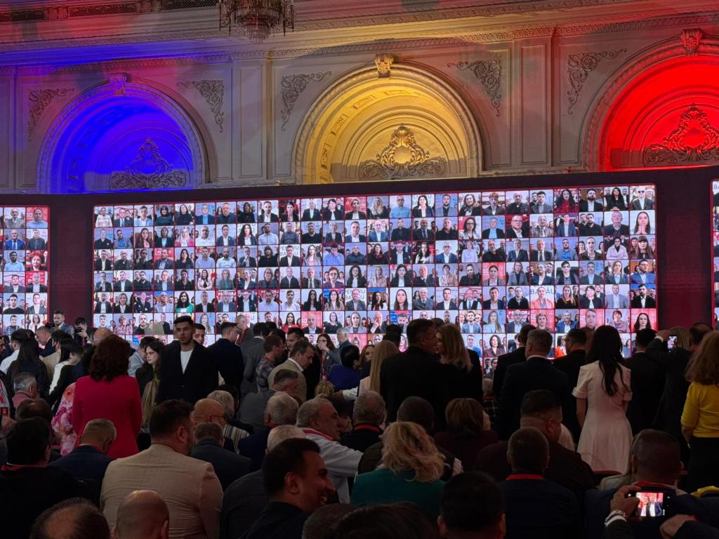 Ședința PSD în care este decisă soarta guvernului Bolojan Foto: HotNews