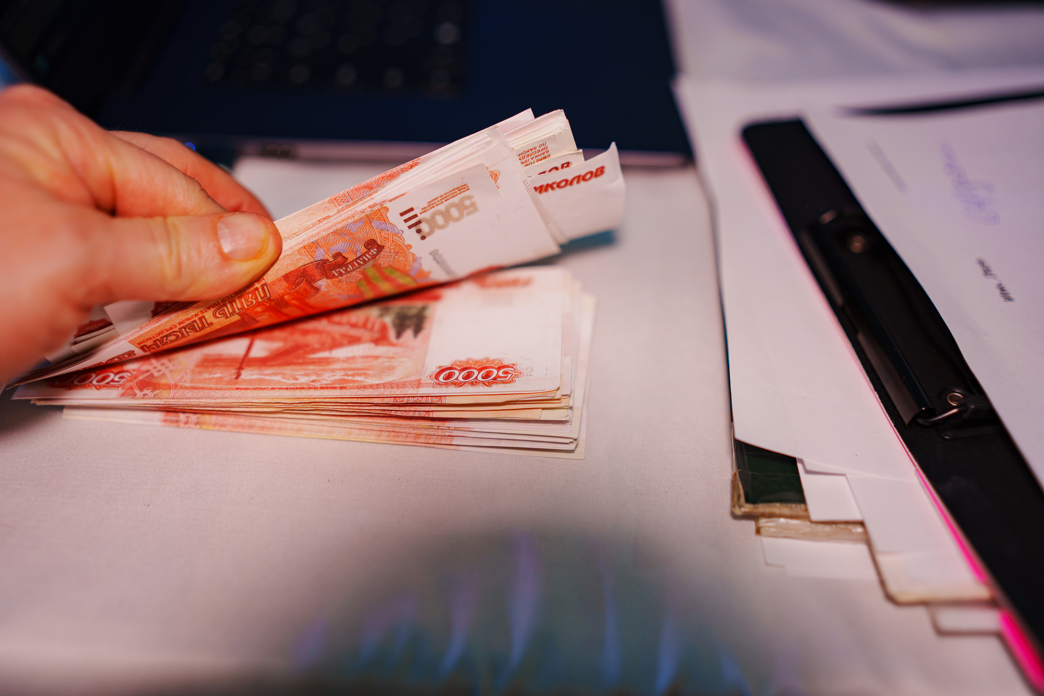 Rusia a descoperit o rețea care i-a păgubit bugetul cu 1% din PIB în ultimii trei ani