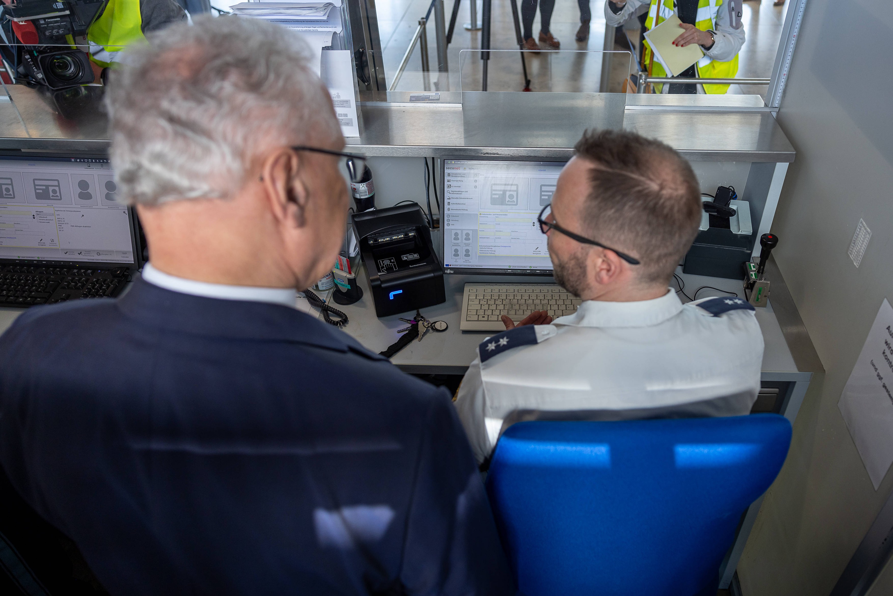 Noile controale de la frontierele UE: Câte persoane nu au fost lăsate să intre din octombrie și până acum