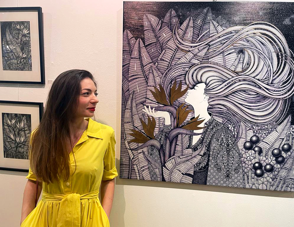 O artistă din Focșani s-a mutat în Africa de Sud și pregătește acolo o carte despre copilăria în România: „Am iubit să copilăresc la țară”