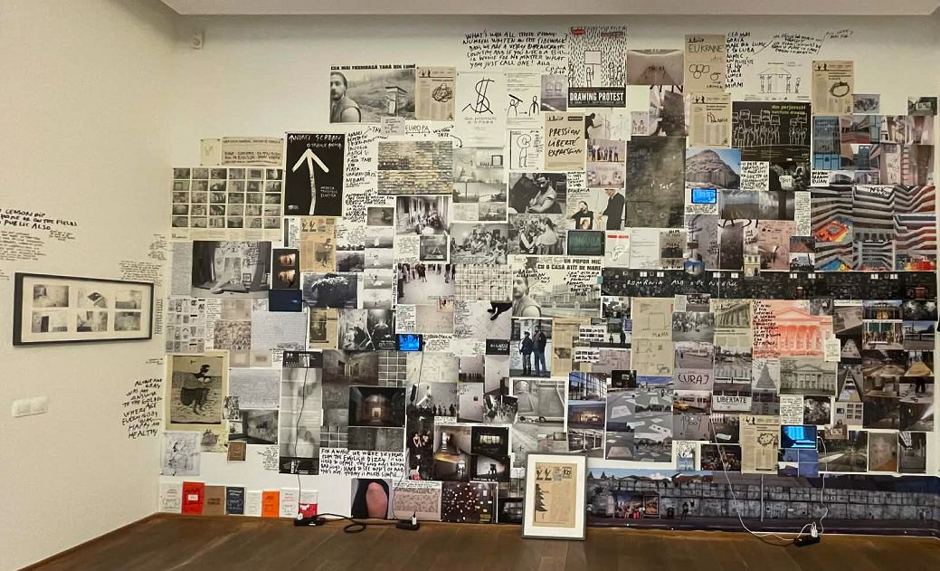 Retrospectiva comună a cuplului Perjovschi, un colaj ca ”școală a atenției” / galerie foto