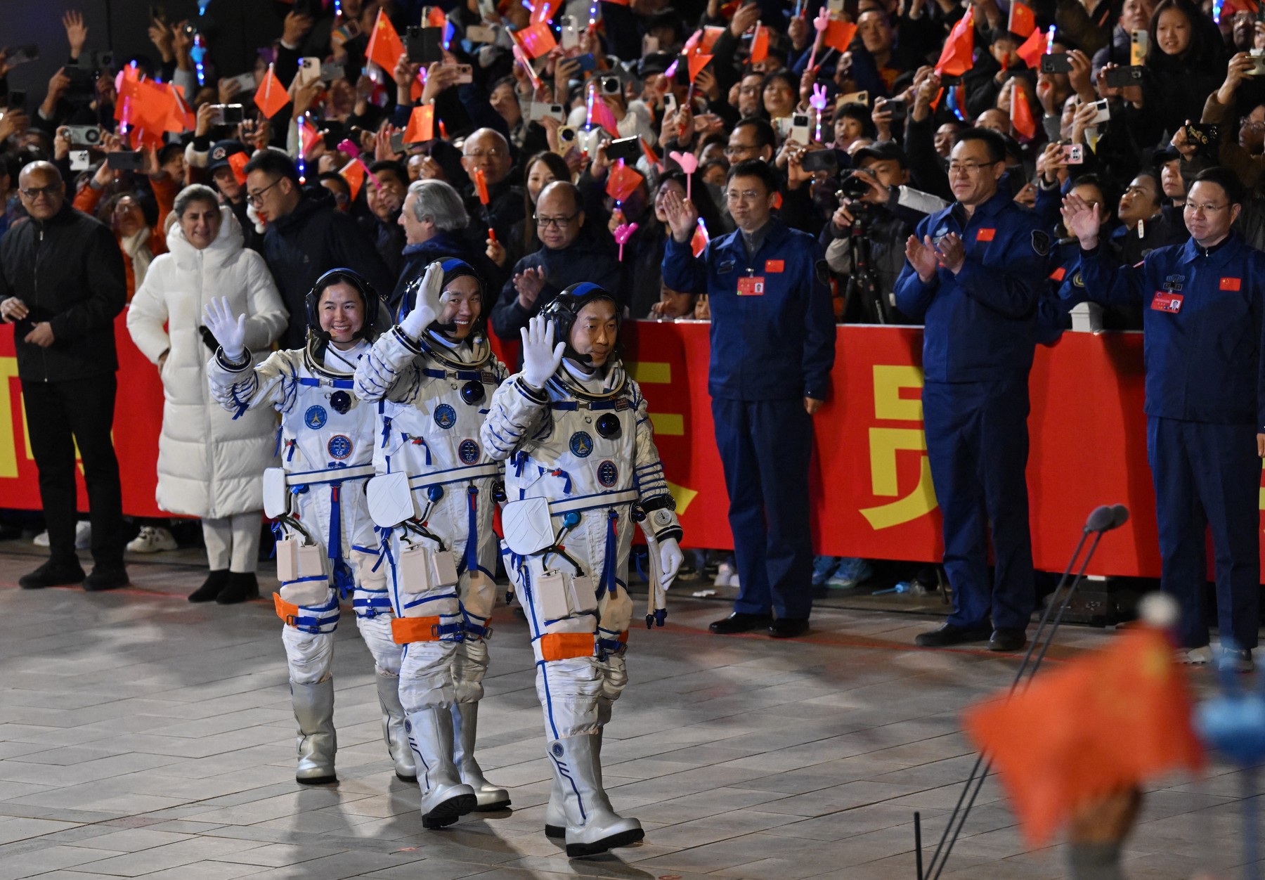 Planul Chinei după ce SUA au trimis patru astronauți către Lună într-o misiune istorică