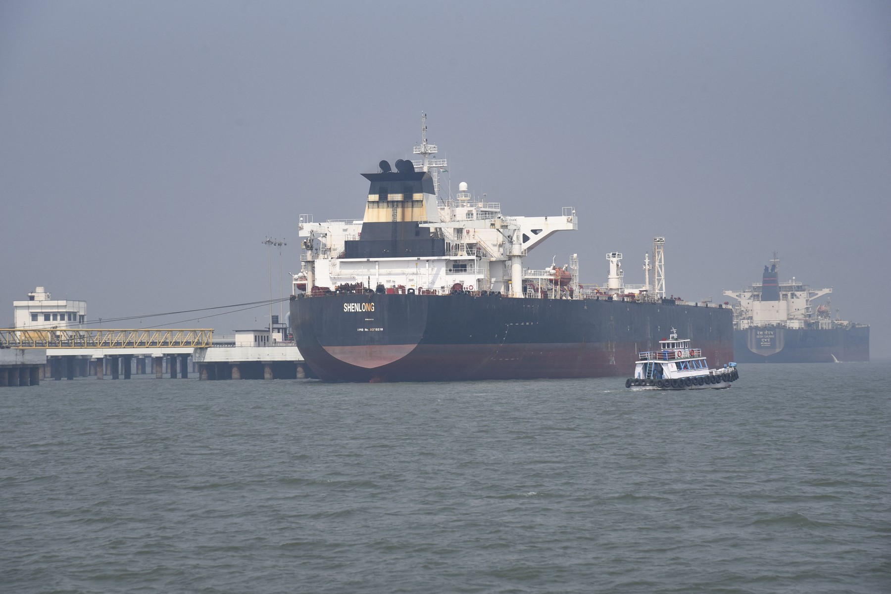 Câte nave va lăsa Iranul să treacă zilnic prin Strâmtoarea Ormuz. Două rute, anunțate de Marina Gărzilor Revoluționare