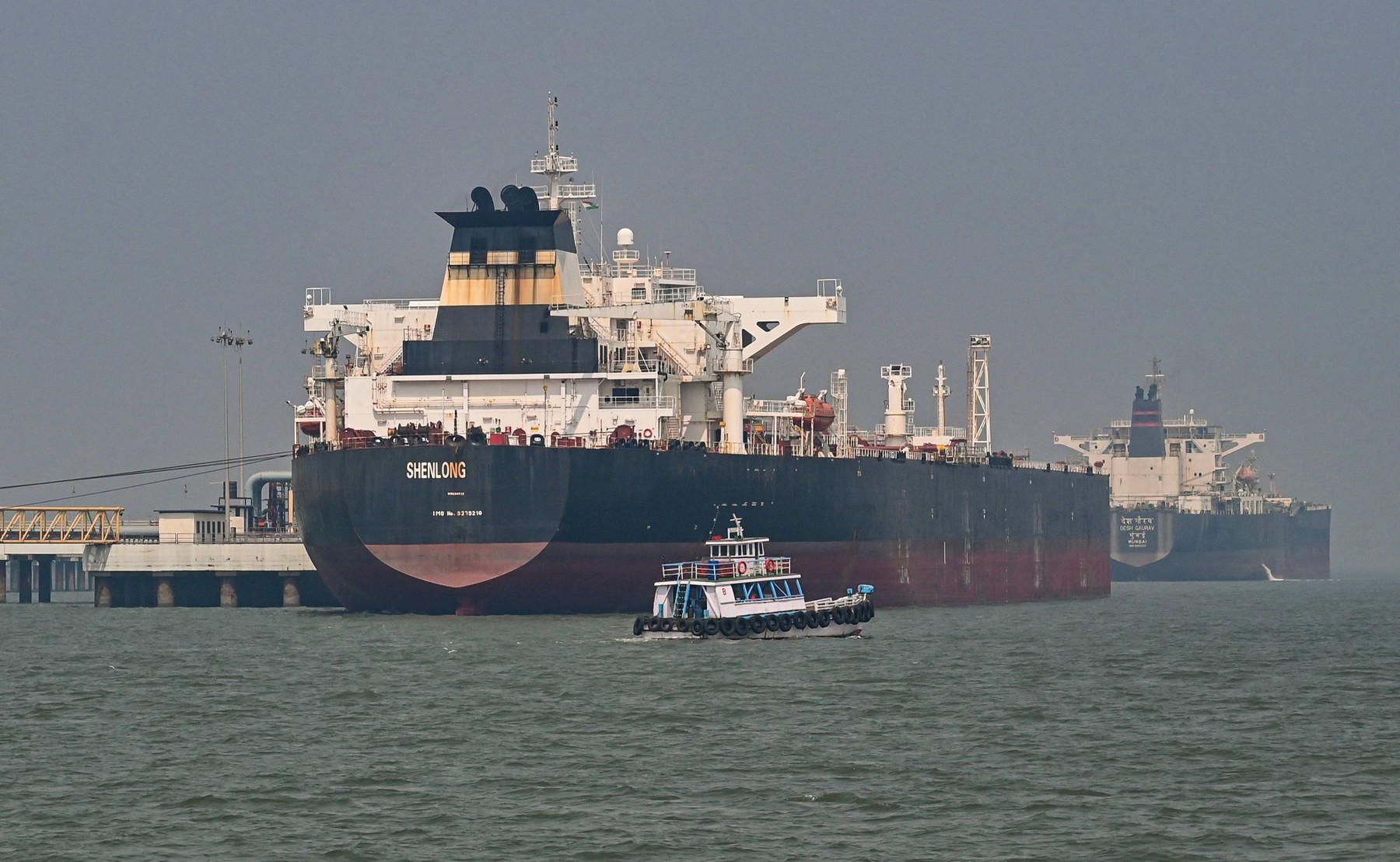 „Destul de isteric”. Trump i-a amenințat pe europeni că oprește livrările de armament către Ucraina dacă nu participă la deblocarea Strâmtorii Ormuz