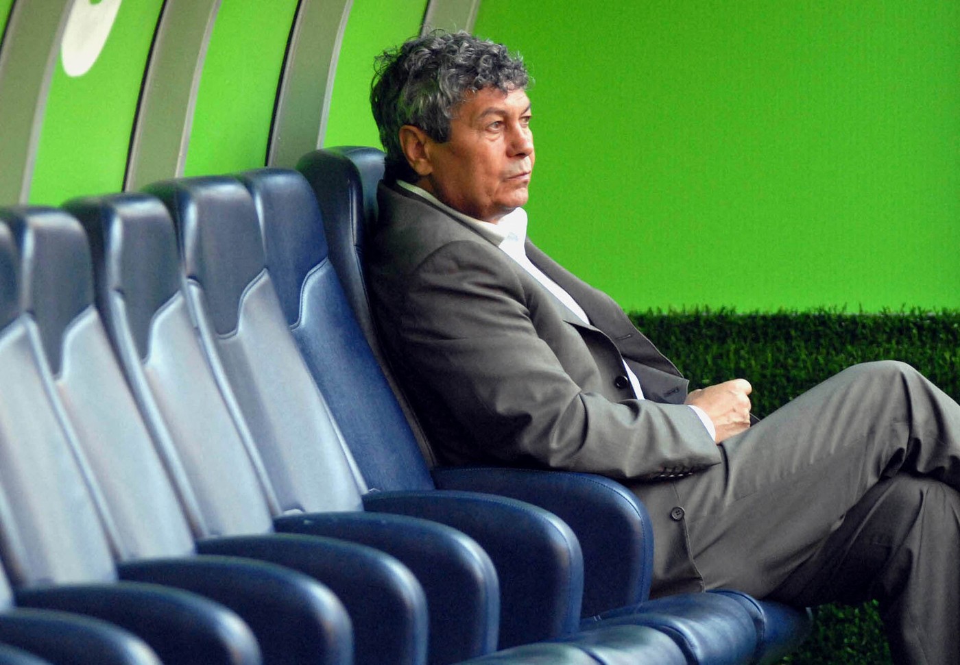 Marele rival al lui Mircea Lucescu, gest unic în aceste zile