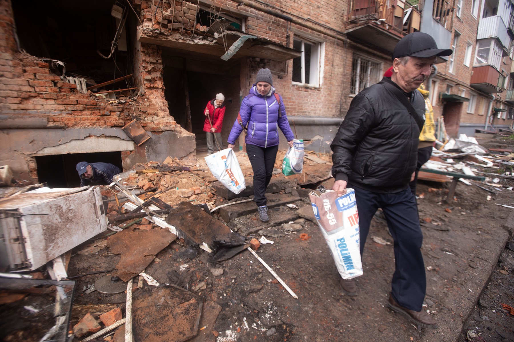 Cum a rezistat armistițiul de Paște dintre Rusia și Ucraina. Ambele părți s-au acuzat reciproc