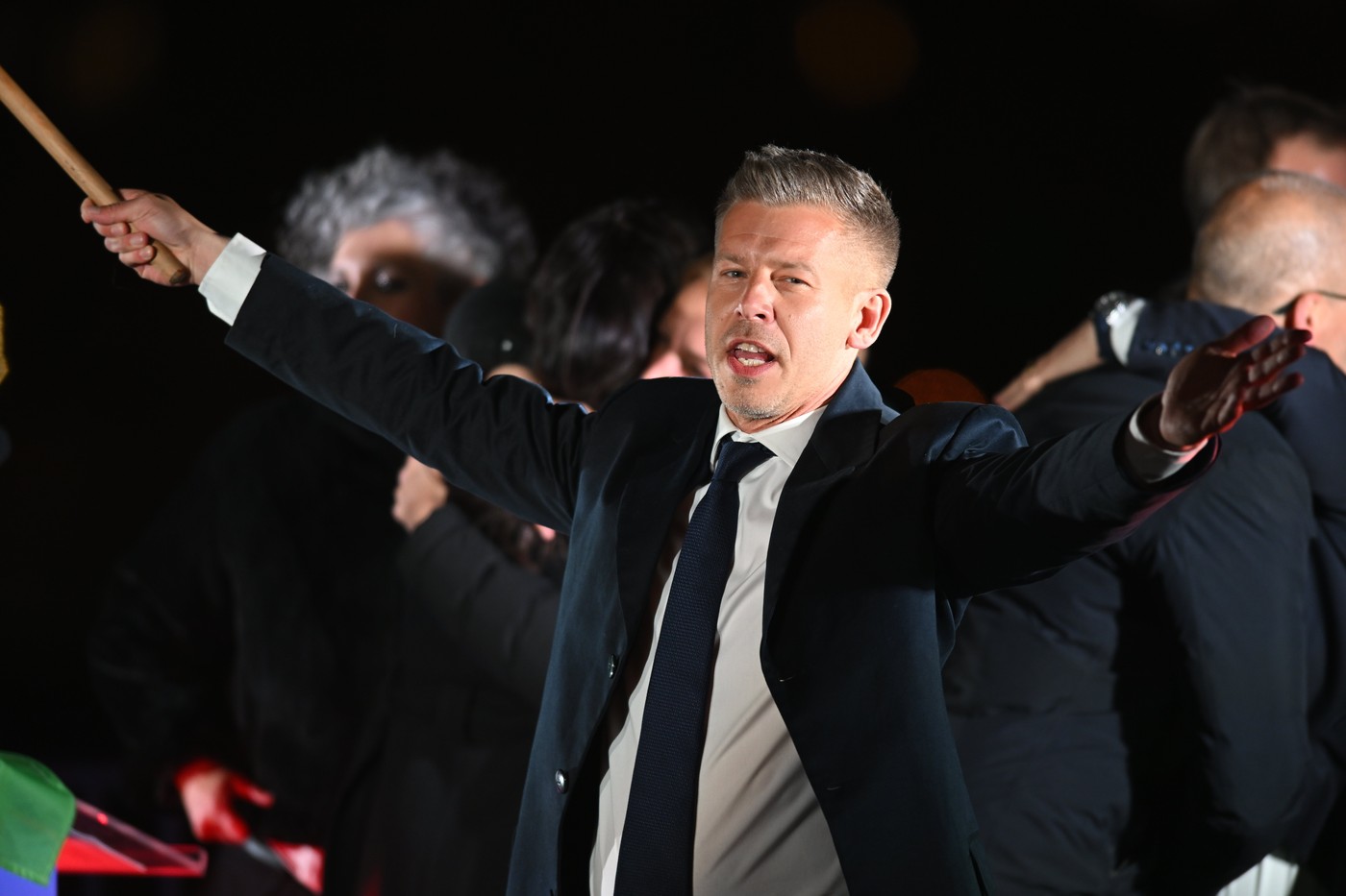 Revoluția unui răzvrătit: cum este învins electoral un regim hibrid. Lecții într-un moment de criză pentru cei doi „Magyar” de la București