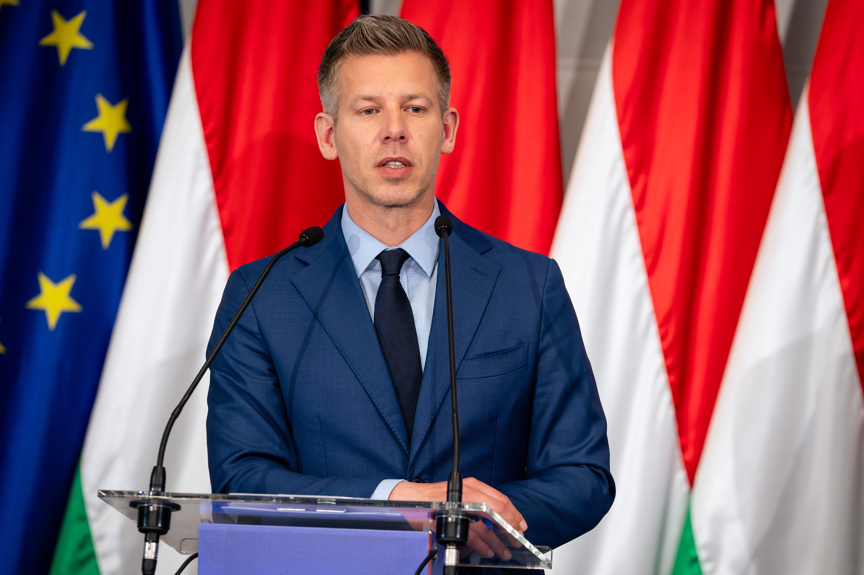 Peter Magyar spune că oligarhii lui Orban fug din țară și își transferă miliardele în Emirate, SUA sau alte țări îndepărtate