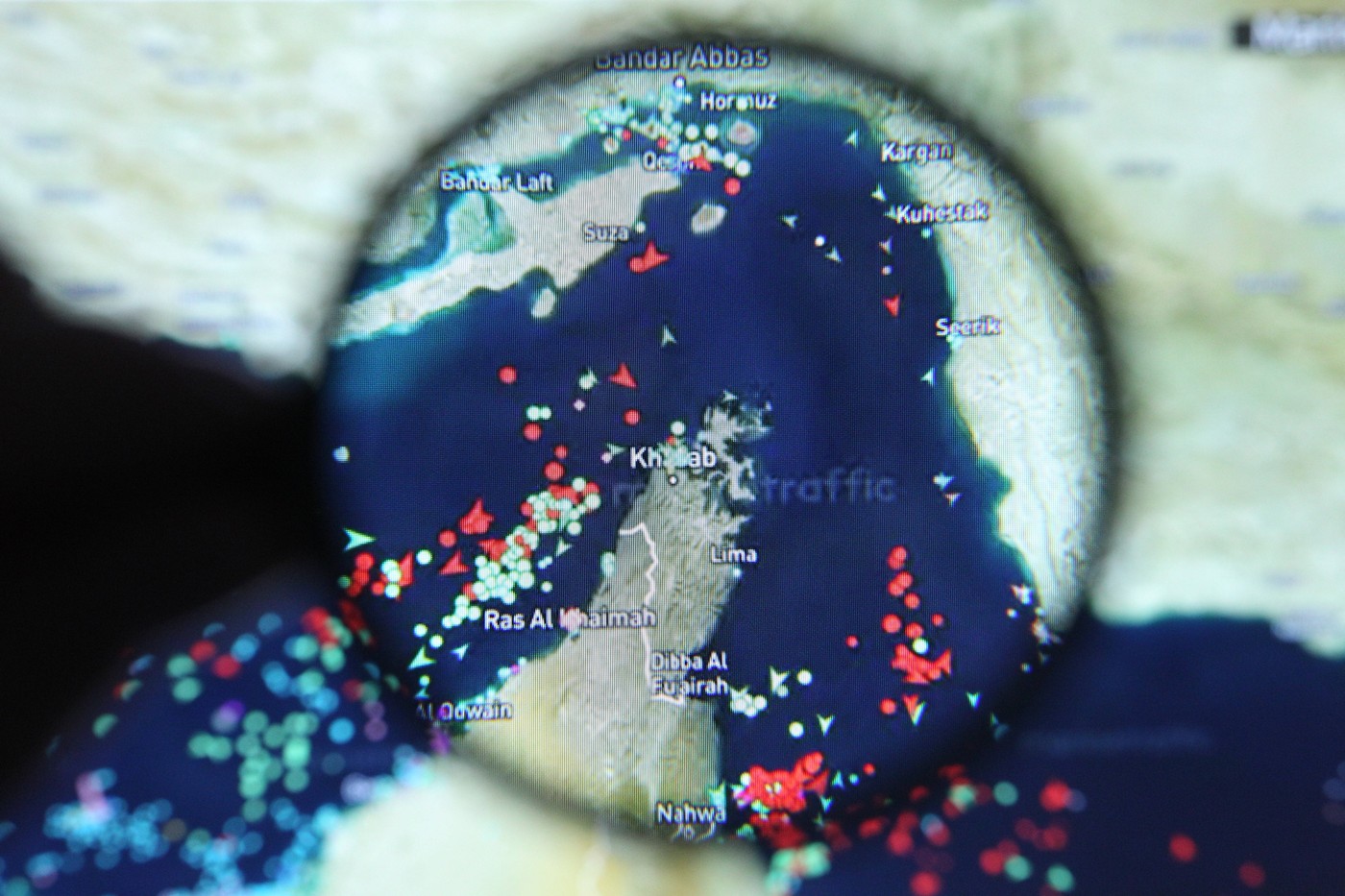 Iranul „se prăbușește”: Trump anunță pierderi de 500 milioane de dolari zilnic la Ormuz