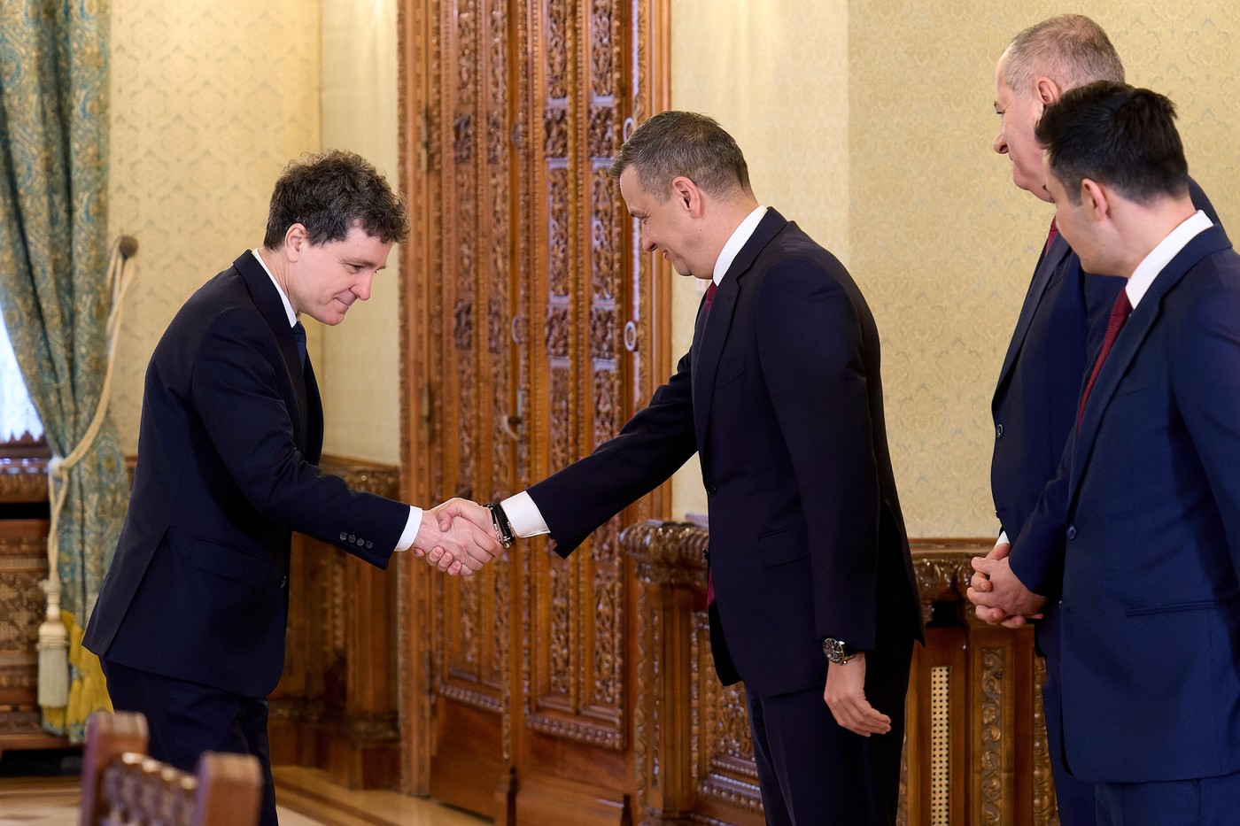 Ce poate face în realitate Nicușor Dan în fața unei majorități PSD-AUR. Un fost președinte al CCR lămurește teoria în care președintele poate respinge doar o singură propunere de premier