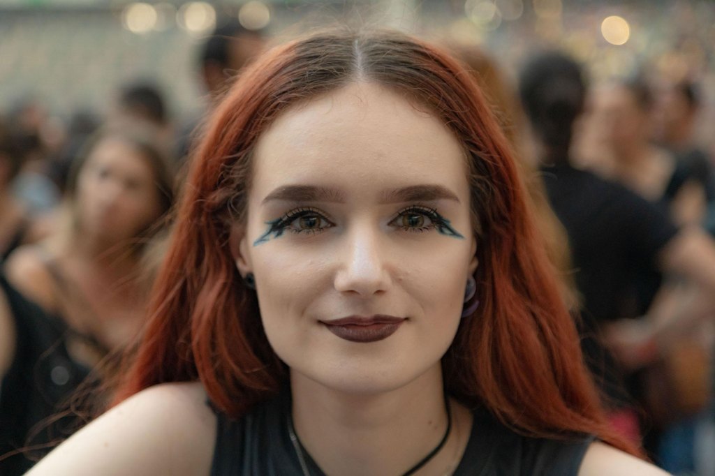 Tinerii de azi, la concertele pe care le-au râvnit părinții lor. FOTO: Imagine din concertul Metallica (București, 2019) /Brett Murray/ Metallica.com