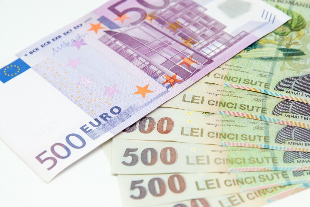 Curs leu-euro. FOTO: Pfongabe33 | Dreamstime.com