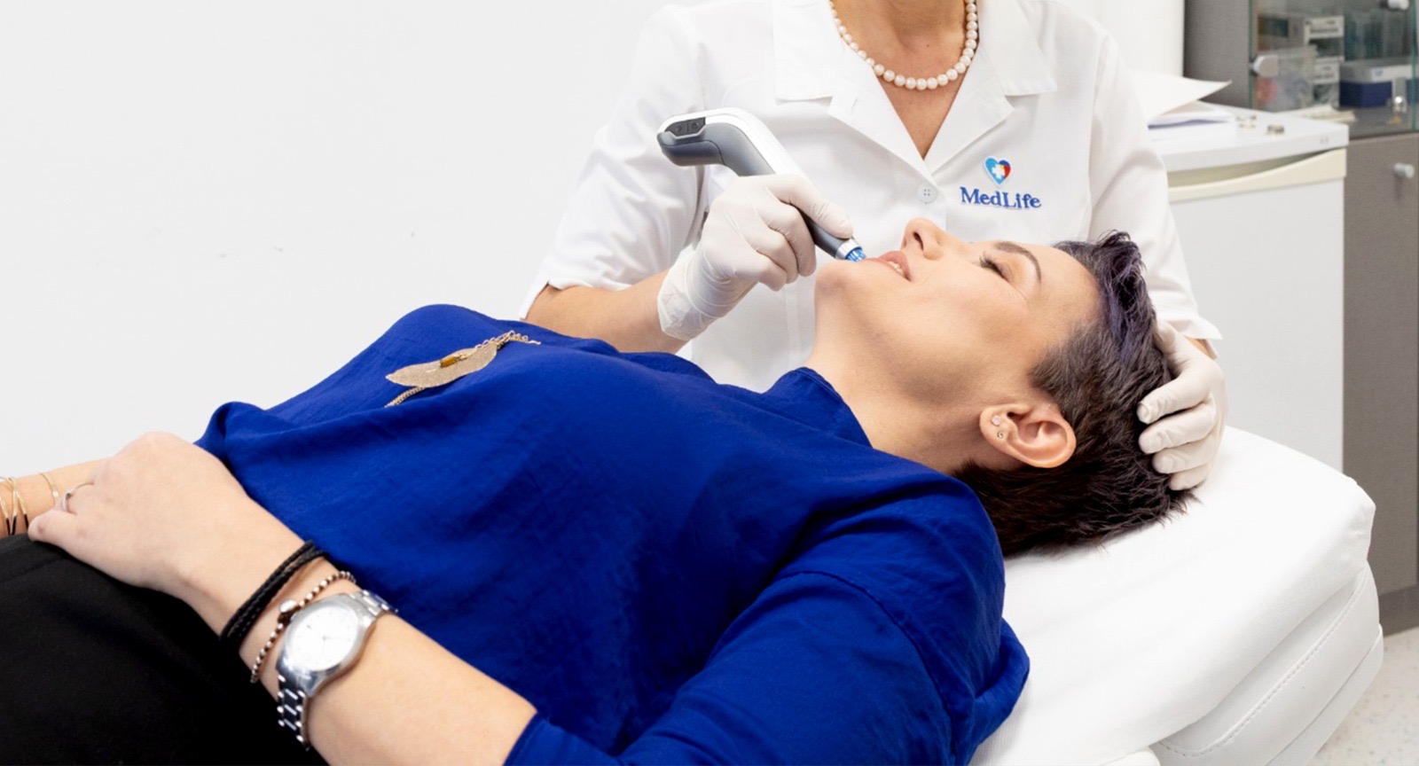 Cremele cu factor de protecţie solară, esenţiale pentru sănătatea pielii. Medic dermatolog: „Nu există bronz sănătos!”