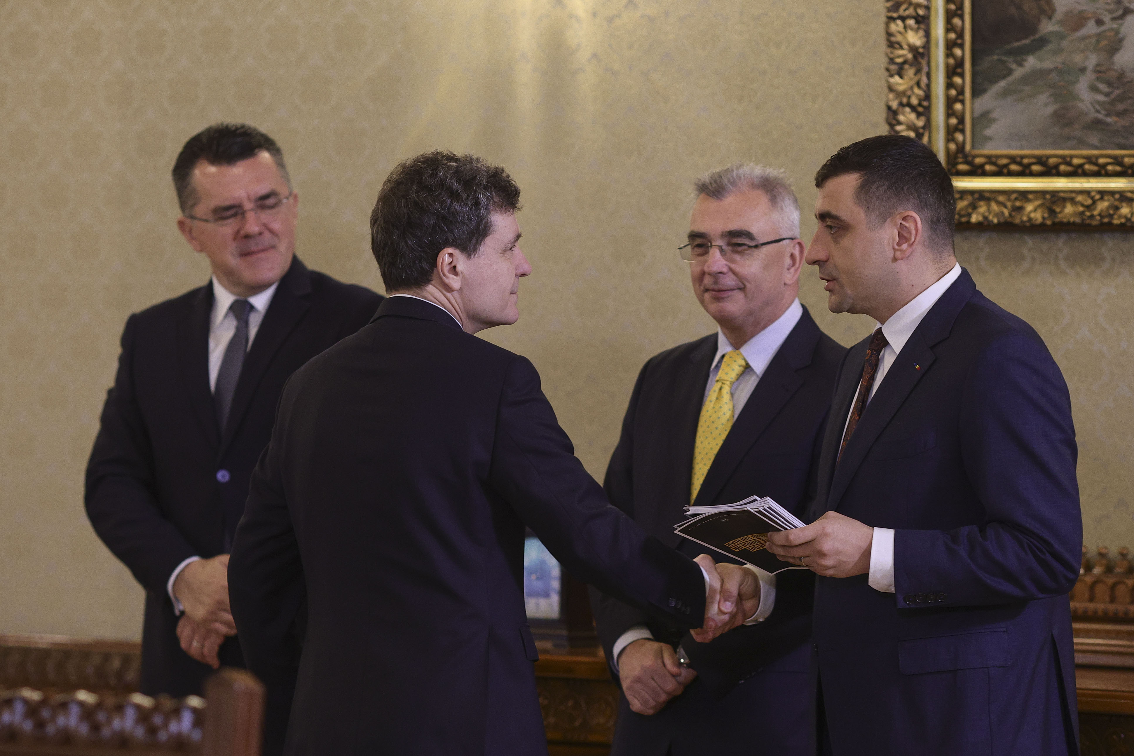 George Simion i-a cerut lui Nicușor Dan să dea AUR mandatul de a forma viitorul Guvern: „E timpul să lăsăm la o parte divergențele”