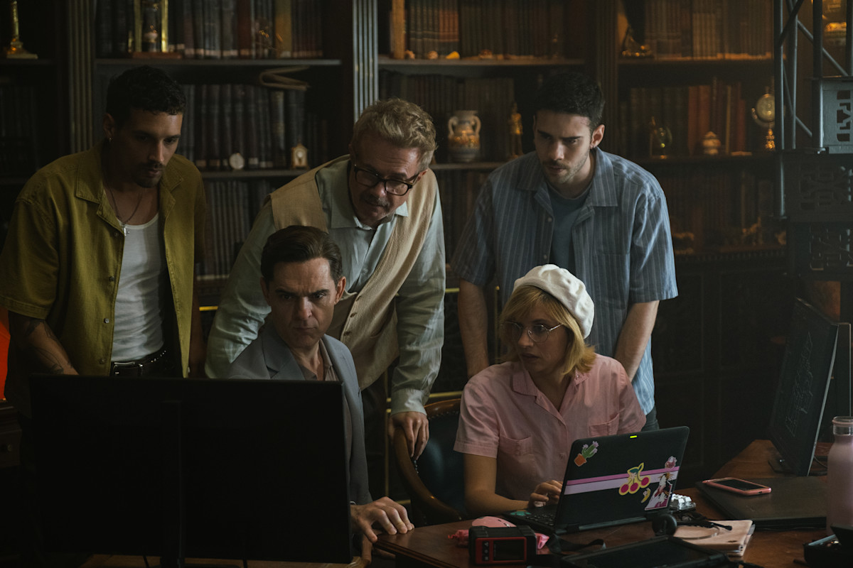 Serialul care continuă un megasucces al Netflix a urcat pe primul loc la nivel mondial și sugerează o revenire și mai spectaculoasă