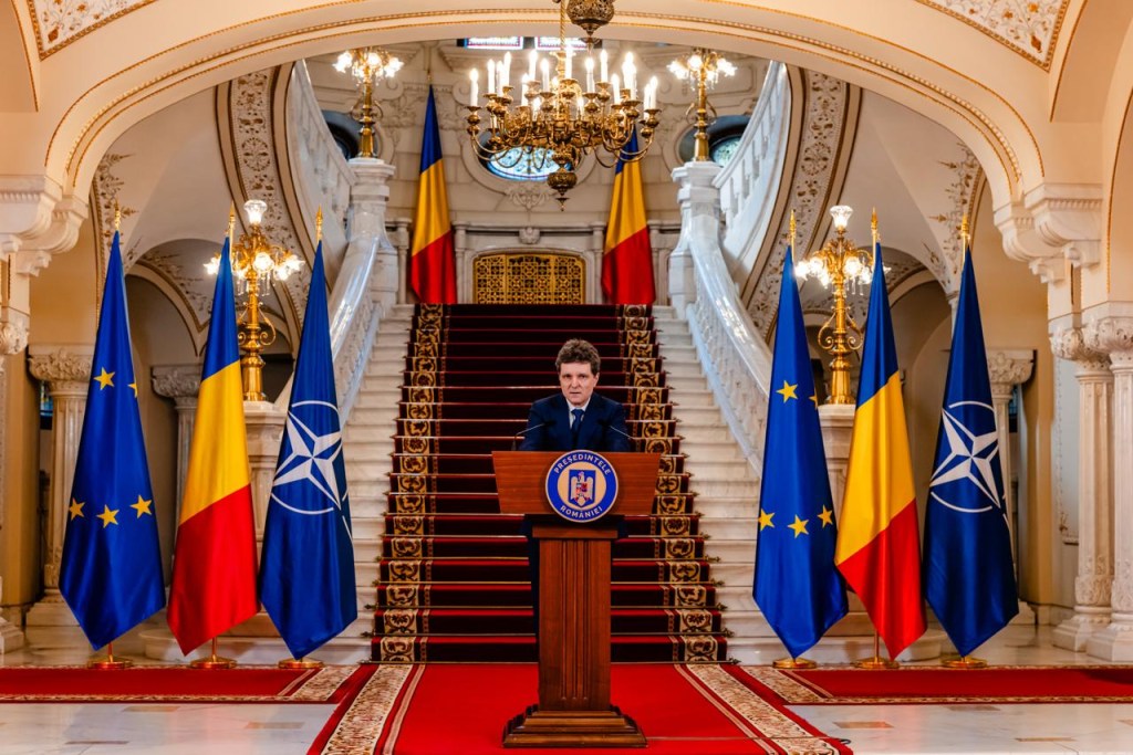 Nicușor Dan, ieșire publică după raportul Fitch de peste noapte: „Dragi români, vă înțeleg și greutățile, și îngrijorările”