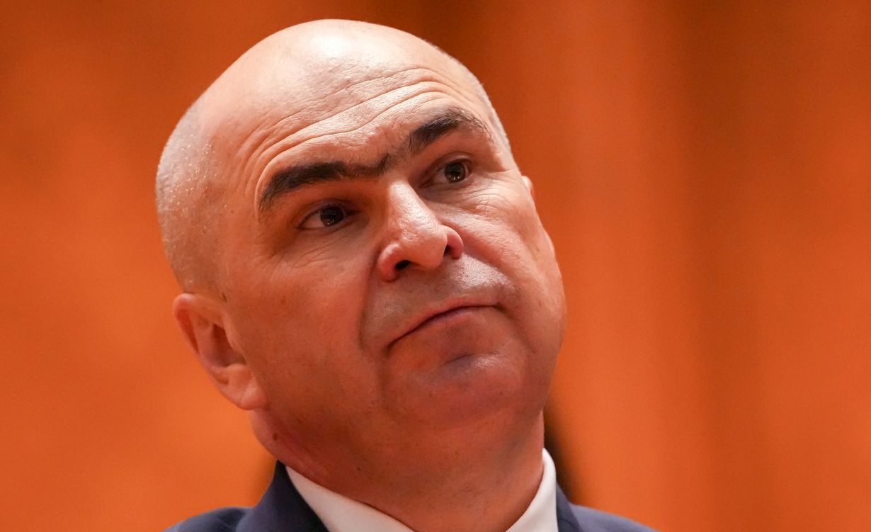 Cât va câștiga succesorul lui Bolojan. Salariile din sistemul public de la 1 ianuarie 2027: Cel mai mare salariu va fi al președintelui. Venitul unui profesor sau al unui asistent medical 