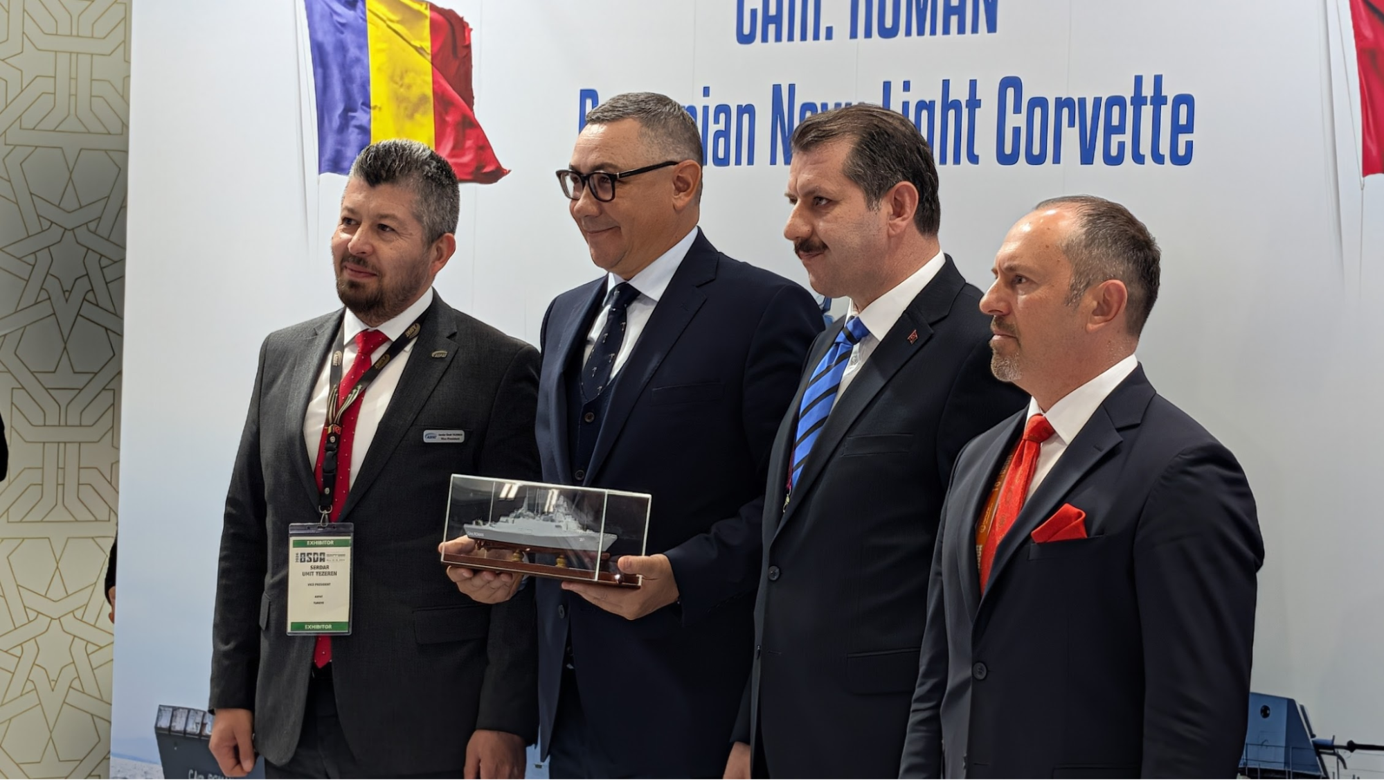 De ce a primit Victor Ponta de la turci o machetă a corvetei pe care România a cumpărat-o gata construită din Turcia