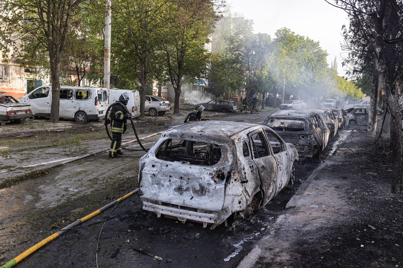 Aproape 20 de morți în Ucraina în urma loviturilor rusești, cu câteva ore înainte de o posibilă încetare a focului. „Cinism absolut”